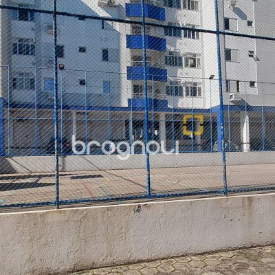 Apartamento com 76m², 2 quartos (sendo 1 suíte), 1 garagem, no bairro Abraão em Florianópolis