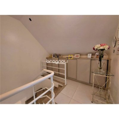 Cobertura com 166m², 4 quartos (sendo 3 suítes), 2 garagens, no bairro Trindade em Florianópolis