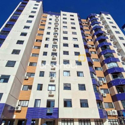 Apartamento com 75m², 2 quartos (sendo 1 suíte), 1 garagem, no bairro Estreito em Florianópolis