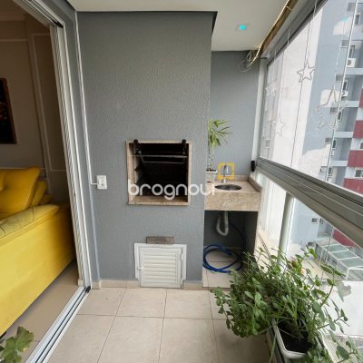 Apartamento com 87m², 3 quartos (sendo 1 suíte), 1 garagem, no bairro Kobrasol em São José