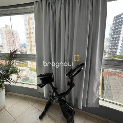 Apartamento com 87m², 3 quartos (sendo 1 suíte), 1 garagem, no bairro Kobrasol em São José