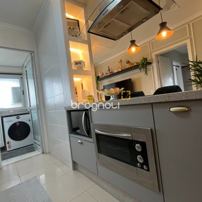 Apartamento com 87m², 3 quartos (sendo 1 suíte), 1 garagem, no bairro Kobrasol em São José