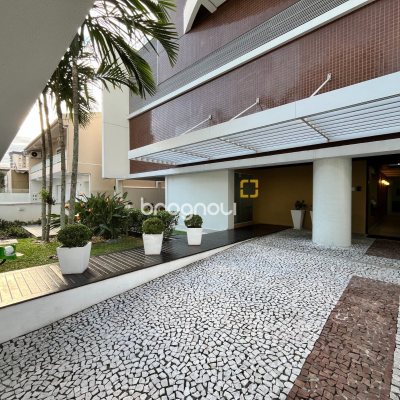 Apartamento com 87m², 3 quartos (sendo 1 suíte), 1 garagem, no bairro Kobrasol em São José
