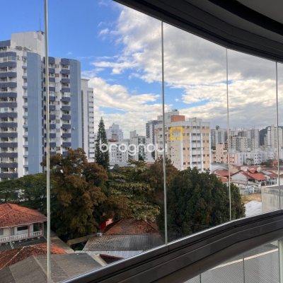 Apartamento com 87m², 3 quartos (sendo 1 suíte), 1 garagem, no bairro Kobrasol em São José