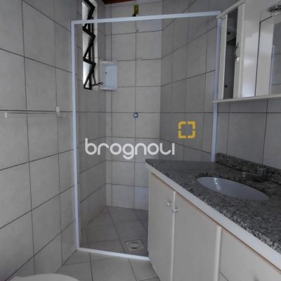 Apartamento com 70m², 2 quartos (sendo 1 suíte), 1 garagem, no bairro Ingleses em Florianópolis