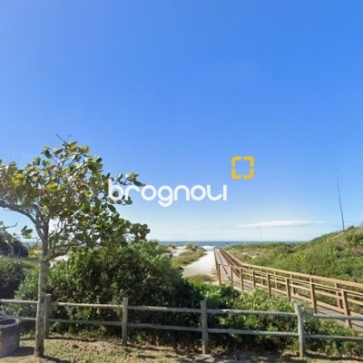 Apartamento com 70m², 2 quartos (sendo 1 suíte), 1 garagem, no bairro Ingleses em Florianópolis