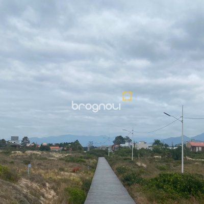 Apartamento com 86m², 3 quartos (sendo 1 suíte), 1 garagem, no bairro Pinheira em Palhoça