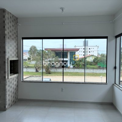 Apartamento com 86m², 3 quartos (sendo 1 suíte), 1 garagem, no bairro Pinheira em Palhoça