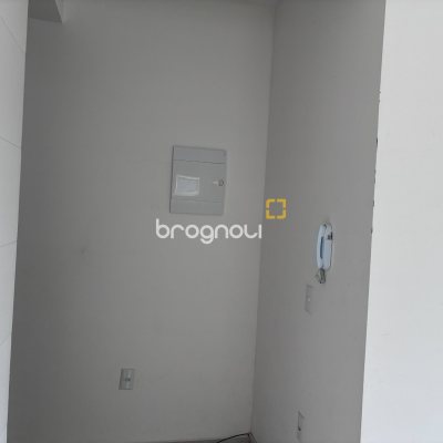 Apartamento com 86m², 3 quartos (sendo 1 suíte), 1 garagem, no bairro Pinheira em Palhoça