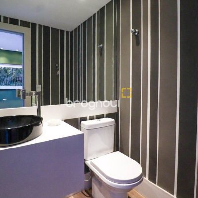 Cobertura com 132m², 3 quartos (sendo 3 suítes), 2 garagens, no bairro Lagoa da Conceição em Florianópolis