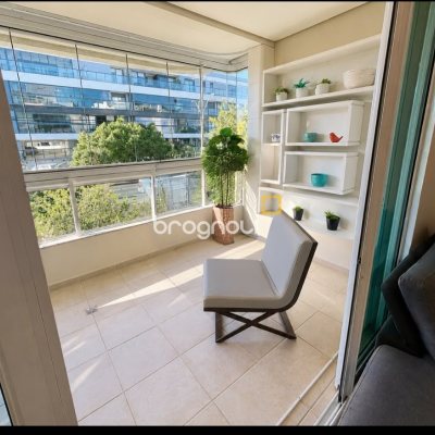 Apartamento com 130m², 3 quartos (sendo 2 suítes), 2 garagens, no bairro Campeche em Florianópolis