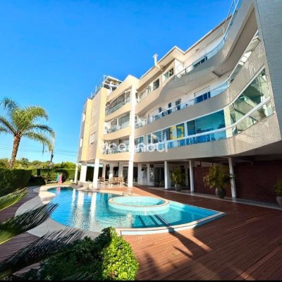 Apartamento com 130m², 3 quartos (sendo 2 suítes), 2 garagens, no bairro Campeche em Florianópolis