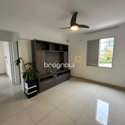 Apartamento com 51m², 2 quartos, 1 garagem, no bairro Kobrasol em São José
