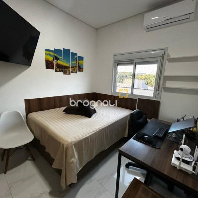 Cobertura com 97m², 2 quartos (sendo 1 suíte), 2 garagens, no bairro Ingleses em Florianópolis