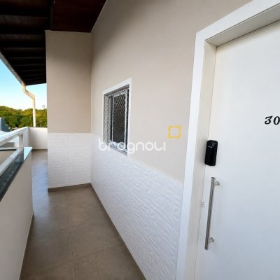 Cobertura com 97m², 2 quartos (sendo 1 suíte), 2 garagens, no bairro Ingleses em Florianópolis