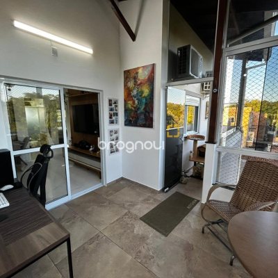 Cobertura com 97m², 2 quartos (sendo 1 suíte), 2 garagens, no bairro Ingleses em Florianópolis
