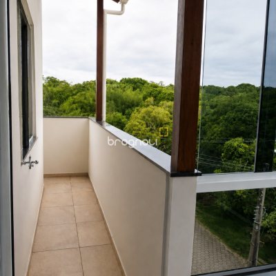 Cobertura com 97m², 2 quartos (sendo 1 suíte), 2 garagens, no bairro Ingleses em Florianópolis