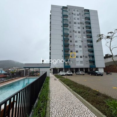 Apartamento com 53m², 2 quartos (sendo 1 suíte), 1 garagem, no bairro Ipiranga em São José