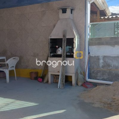 Casa com 130m², 2 quartos, 1 garagem, no bairro Ingleses em Florianópolis