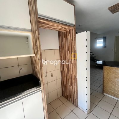 Casa com 62m², 2 quartos, 1 garagem, no bairro Sertão do Maruim em São José