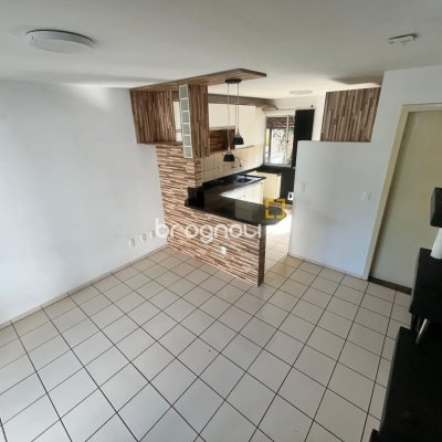 Casa com 62m², 2 quartos, 1 garagem, no bairro Sertão do Maruim em São José