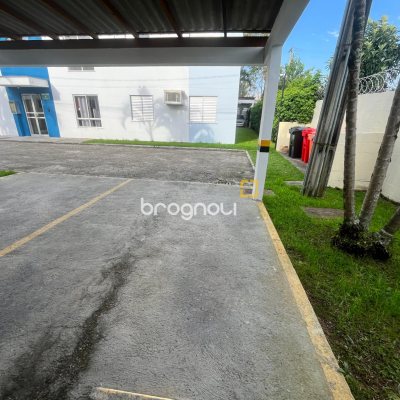 Casa com 62m², 2 quartos, 1 garagem, no bairro Sertão do Maruim em São José