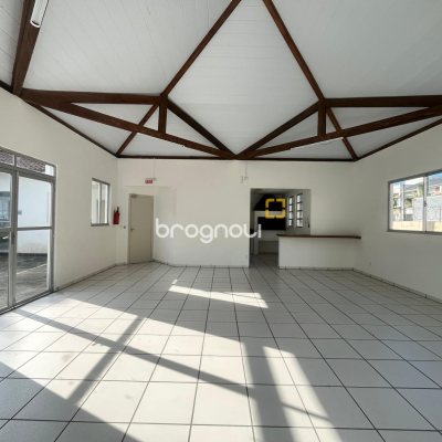 Casa com 62m², 2 quartos, 1 garagem, no bairro Sertão do Maruim em São José