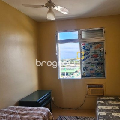Apartamento com 154m², 3 quartos (sendo 1 suíte), 3 garagens, no bairro Centro em Florianópolis