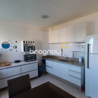 Apartamento com 70m², 2 quartos (sendo 1 suíte), 1 garagem, no bairro Ingleses em Florianópolis