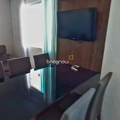 Apartamento com 70m², 2 quartos (sendo 1 suíte), 1 garagem, no bairro Ingleses em Florianópolis