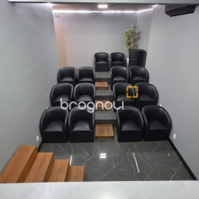 Casa Comercial com 340m², no bairro Estreito em Florianópolis