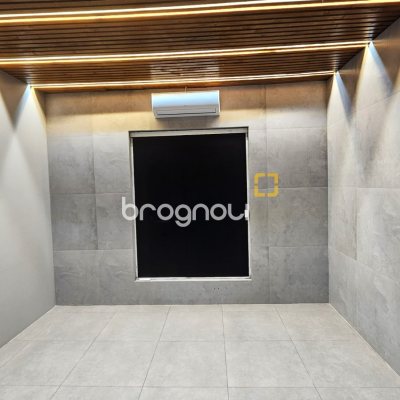 Casa Comercial com 340m², no bairro Estreito em Florianópolis