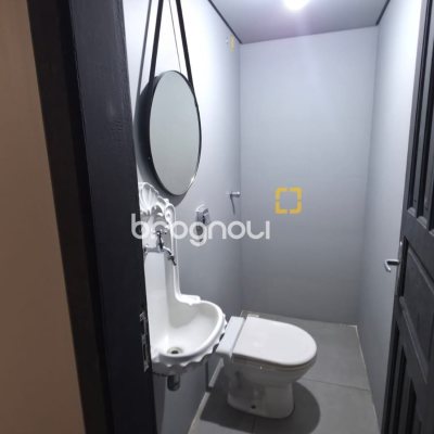 Casa Comercial com 340m², no bairro Estreito em Florianópolis