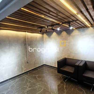 Casa Comercial com 340m², no bairro Estreito em Florianópolis
