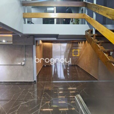Casa Comercial com 340m², no bairro Estreito em Florianópolis