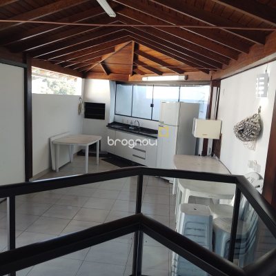 Cobertura com 83m², 3 quartos (sendo 1 suíte), 1 garagem, no bairro Carvoeira em Florianópolis