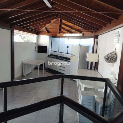 Cobertura com 83m², 3 quartos (sendo 1 suíte), 1 garagem, no bairro Carvoeira em Florianópolis
