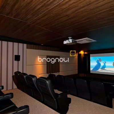 Apartamento com 93m², 2 quartos (sendo 2 suítes), 2 garagens, no bairro Agronômica em Florianópolis