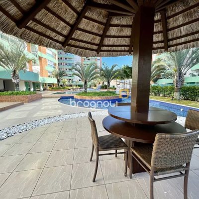 Apartamento com 93m², 2 quartos (sendo 2 suítes), 2 garagens, no bairro Agronômica em Florianópolis