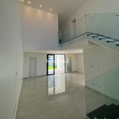 Casa de Condomínio com 152m², 3 quartos (sendo 1 suíte), 1 garagem, no bairro Beira Rio em Biguaçu