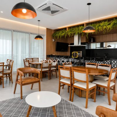 Apartamento com 53m², 2 quartos (sendo 1 suíte), 1 garagem, no bairro Ipiranga em São José