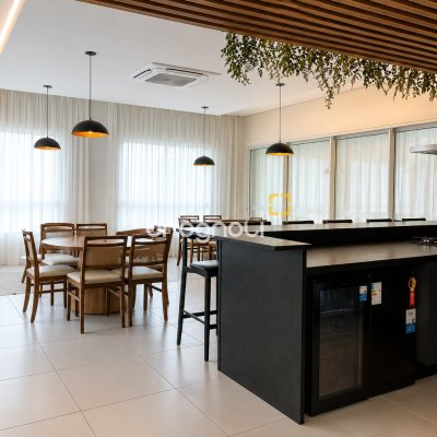 Apartamento com 53m², 2 quartos (sendo 1 suíte), 1 garagem, no bairro Ipiranga em São José