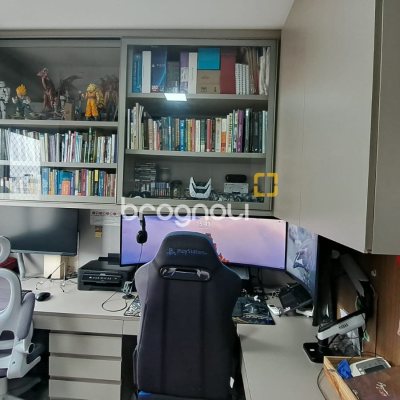 Apartamento com 81m², 3 quartos (sendo 1 suíte), 4 garagens, no bairro Abraão em Florianópolis