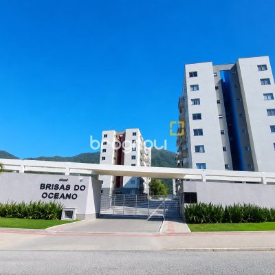 Apartamento com 50m², 2 quartos, 1 garagem, no bairro Praia de Fora em Palhoça