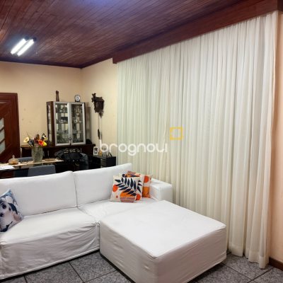 Casa com 157m², 3 quartos, no bairro Balneário em Florianópolis