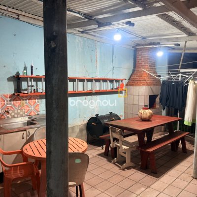 Casa com 157m², 3 quartos, no bairro Balneário em Florianópolis