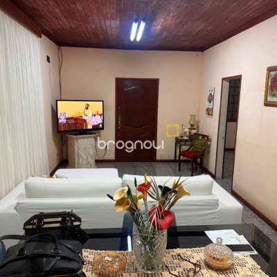Casa com 157m², 3 quartos, no bairro Balneário em Florianópolis