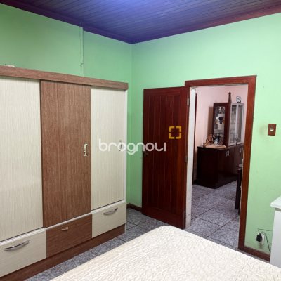 Casa com 157m², 3 quartos, no bairro Balneário em Florianópolis