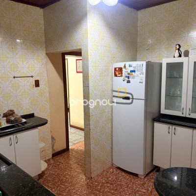 Casa com 157m², 3 quartos, no bairro Balneário em Florianópolis