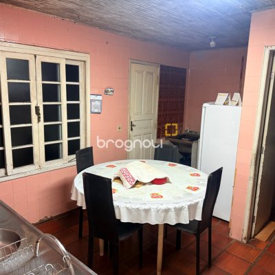 Casa com 157m², 3 quartos, no bairro Balneário em Florianópolis
